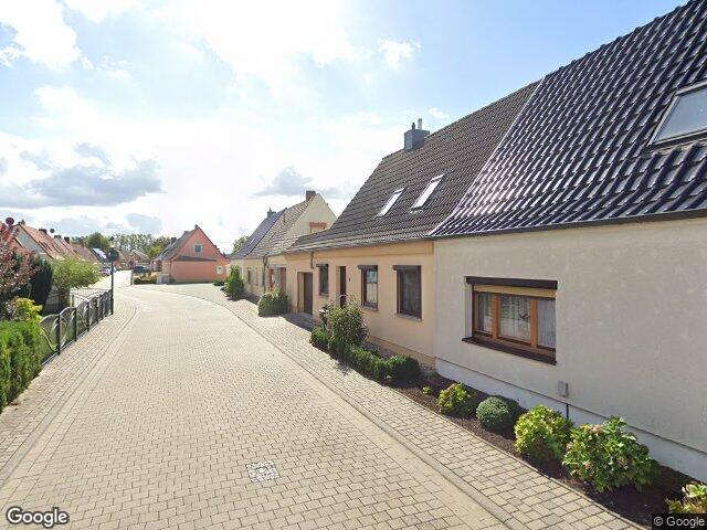 Zwangsversteigerung: Einfamilienhaus, als Doppelhaushälfte in Barby
