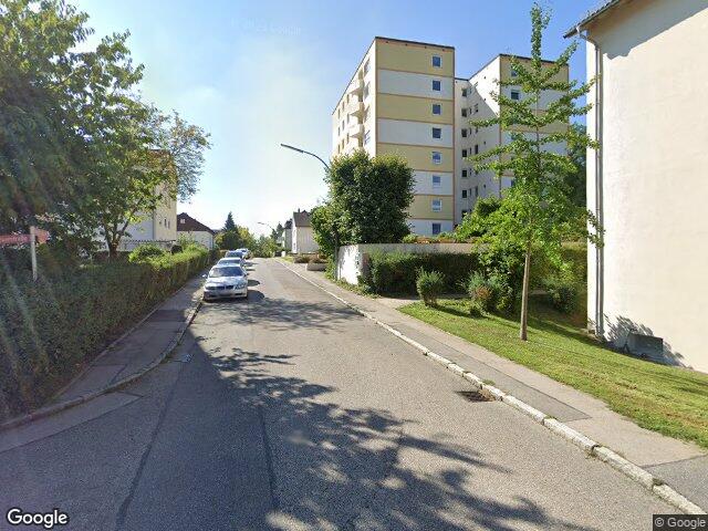 Zwangsversteigerung: Eigentumswohnung (3 bis 4 Zimmer), Garage in Freising