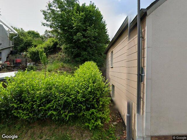 Zwangsversteigerung: Einfamilienhaus, Garage in Mertesdorf