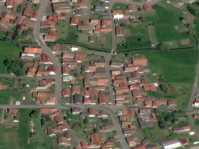 Zwangsversteigerung: Einfamilienhaus in Heldburg, OT Hellingen