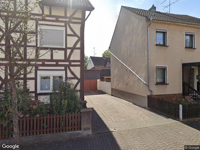 Zwangsversteigerung: Einfamilienhaus in Obersuhl