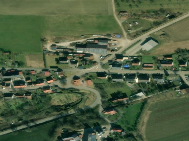 Zwangsversteigerung: land- und forstwirtschaftlich genutztes Grundstück in Schrozberg, Riedbach
