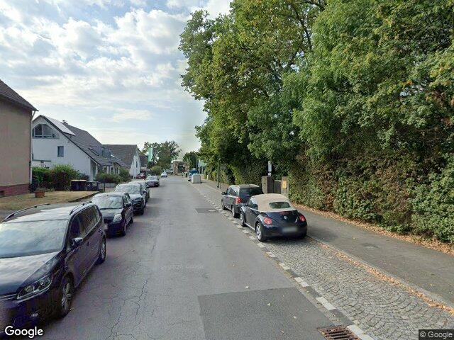 Zwangsversteigerung: Reihenhaus, Garage in Duisburg, Rahm