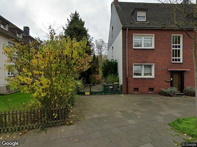 Zwangsversteigerung: Einfamilienhaus in Duisburg, Beeck