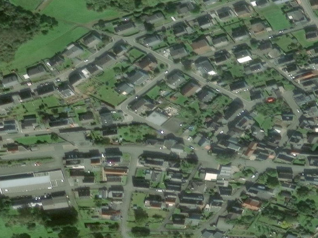 Zwangsversteigerung: Einfamilienhaus, Garage in Herborn, Herbornseelbach