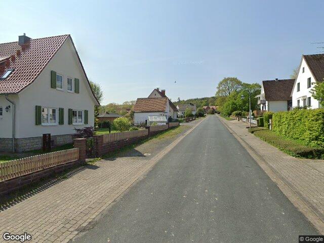Zwangsversteigerung: Einfamilienhaus in Hessisch Oldendorf, Friedrichshagen
