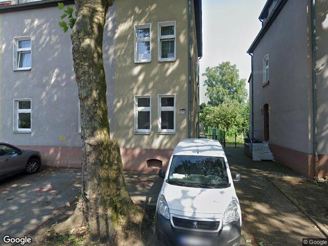 Zwangsversteigerung: 1/2 Anteil am Grundstück mit Dreifamilienhaus bebaut in Herne