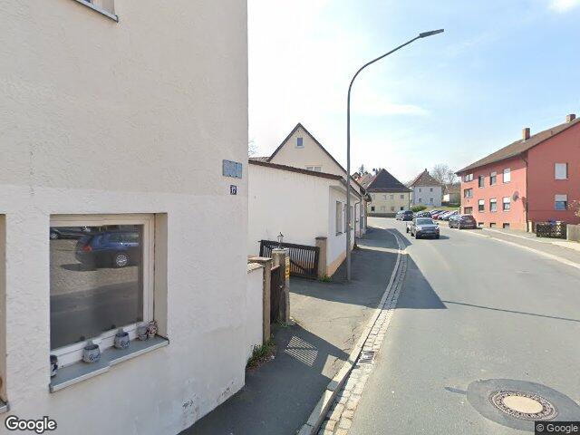 Zwangsversteigerung: Wohn-/Geschäftshaus, Gewerbeeinheit (z.B. Laden, Büro), Garage in Goldkronach