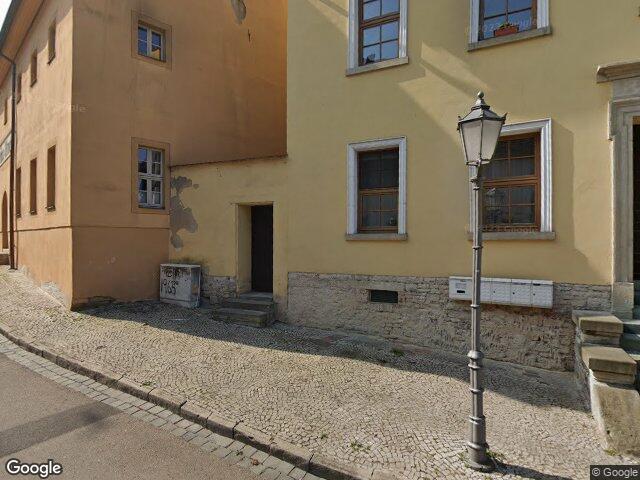 Zwangsversteigerung: Eigentumswohnung (1 bis 2 Zimmer), Anbau, ausgebautes DG in Bernburg