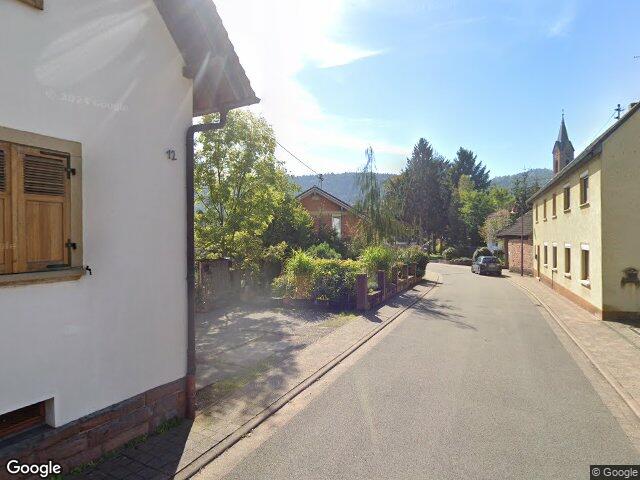 Zwangsversteigerung: Einfamilienhaus in Birkenhördt