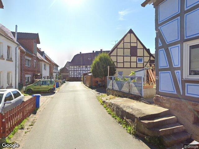 Zwangsversteigerung: Einfamilienhaus in Volkmarsen, Külte