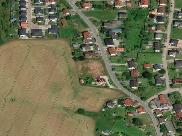 Zwangsversteigerung: land- und forstwirtschaftlich genutztes Grundstück in Maxhütte-Haidhof