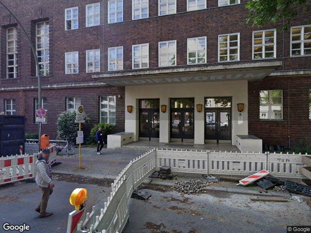 Zwangsversteigerung: Eigentumswohnung (3 bis 4 Zimmer) in Berlin, Tiergarten