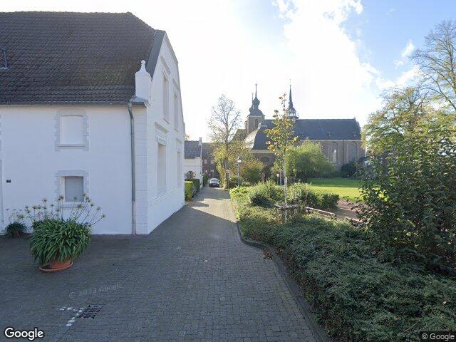 Zwangsversteigerung: Garage in Kamp-Lintfort, Kamp