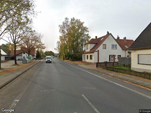 Zwangsversteigerung: Zweifamilienhaus, Garage 2 in Löhne