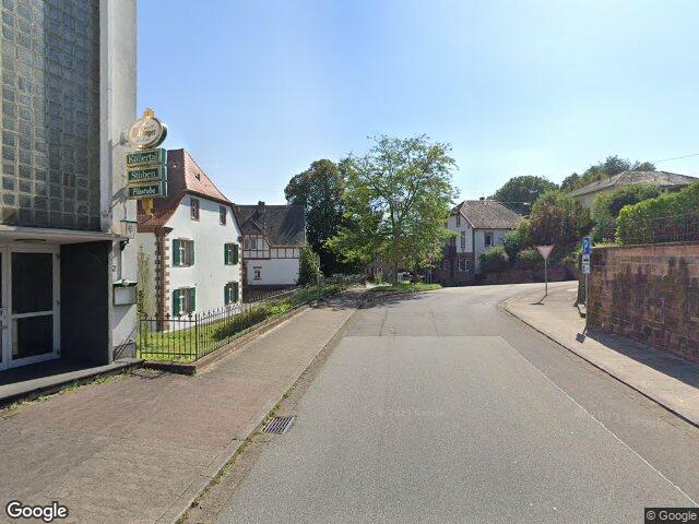 Zwangsversteigerung: Einfamilienhaus, Doppelhaushälfte in Püttlingen, Köllerbach