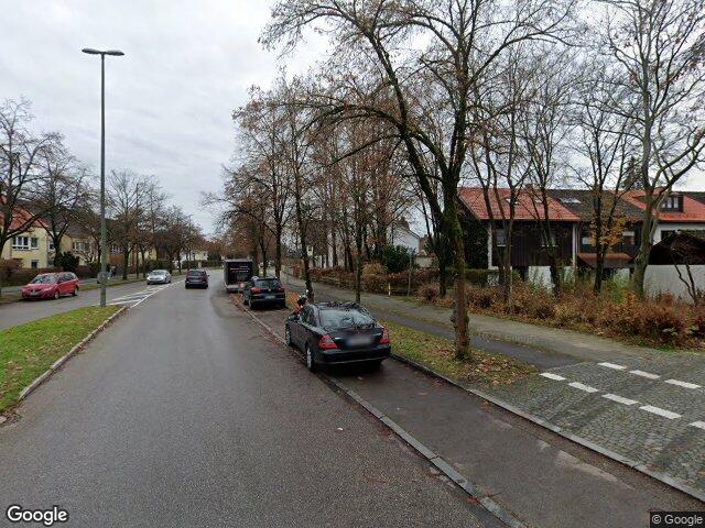 Zwangsversteigerung: Reihenhaus, Garage, Sonstiges, Sonstiges, Sonstiges in München