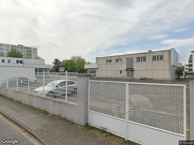 Zwangsversteigerung: Teileigentumseinheit (Büro) als Wohnung genutzt (3-4 Zimmer) in Köln, Ensen
