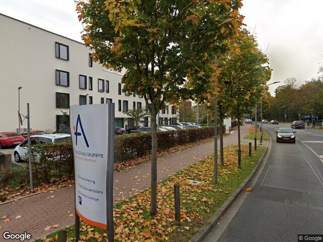 Zwangsversteigerung: Einfamilienhaus, (Stadthaus) in Neuss