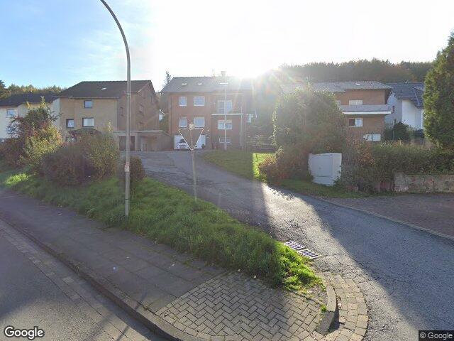 Zwangsversteigerung: Einfamilienhaus in Lübbecke, Nettelstedt