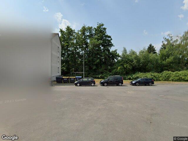 Zwangsversteigerung: Einfamilienhaus in Wöllstadt, Nieder-Wöllstadt