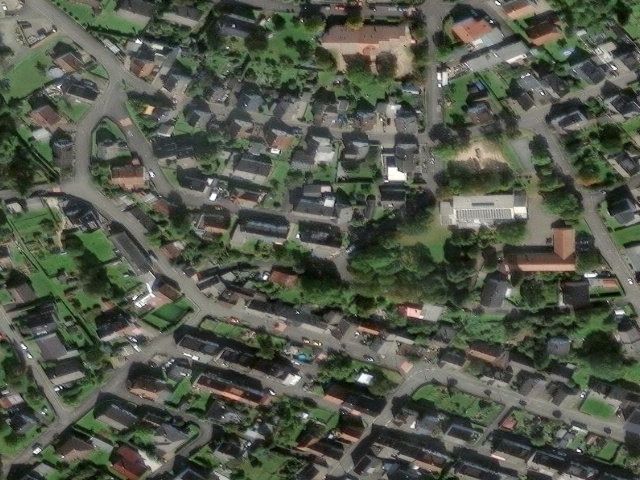 Zwangsversteigerung: Einfamilienhaus, Doppelhaushälfte in Herborn, Hörbach