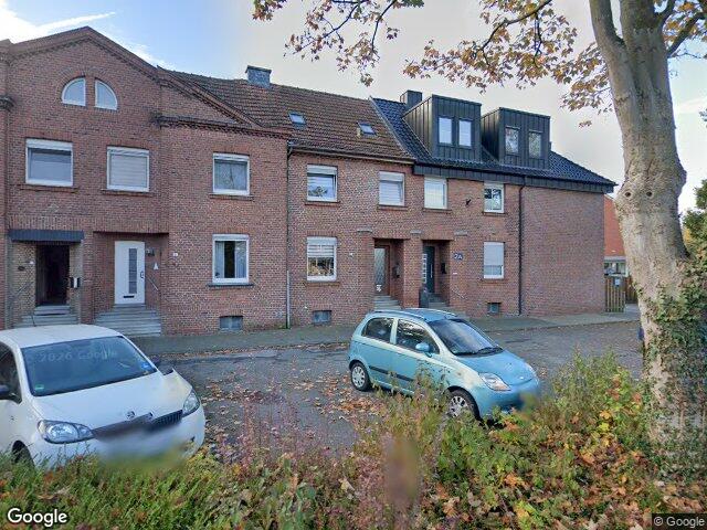 Zwangsversteigerung: massives unterkellertes zweigeschossiges mit ausgebauten Dachgeschoss nebst Anbau als in Rheine
