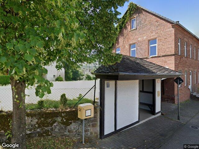 Zwangsversteigerung: Einfamilienhaus, Garage in Heidweiler