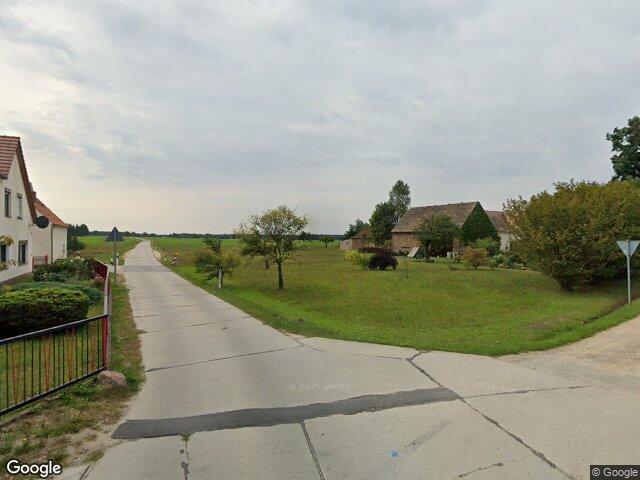 Zwangsversteigerung: Einfamilienhaus, Doppelgarage, 2 Schuppen in Niesky, Kosel