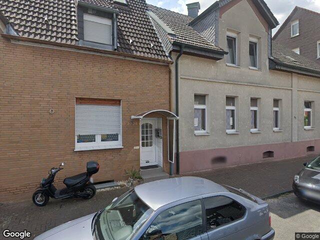 Zwangsversteigerung: Garage, Doppelhaushälfte in Dorsten, Holsterhausen