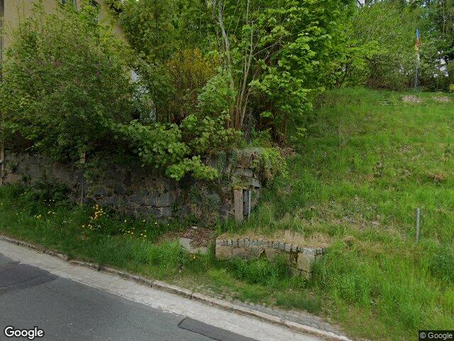 Zwangsversteigerung: Doppelhaushälfte mit Garage in Arzberg