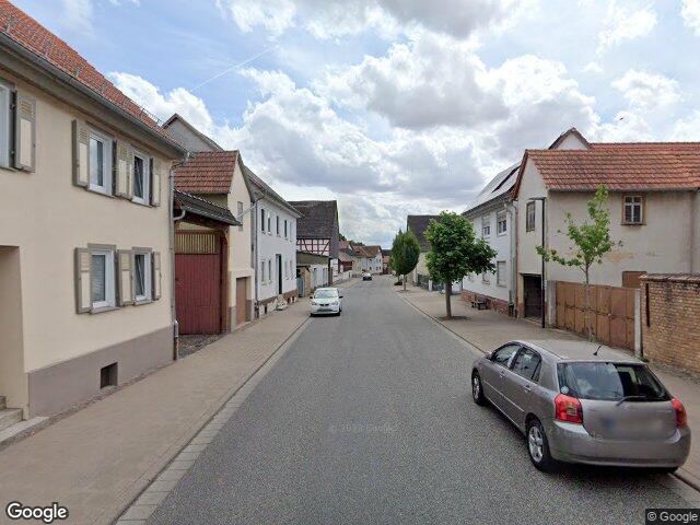 Zwangsversteigerung: bebautes Grundstück mit einer historischen Hofreite in Echzell