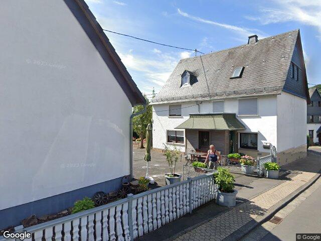 Zwangsversteigerung: Einfamilienhaus in Hübingen
