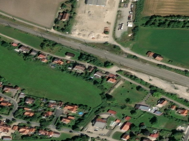 Zwangsversteigerung: Einfamilienhaus in Oberdachstetten