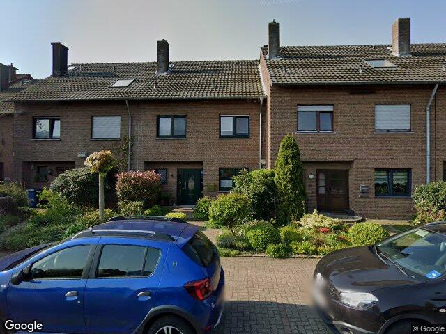 Zwangsversteigerung: Reihenhaus als Einfamilienhaus mit Garage in Hamminkeln