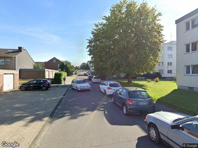 Zwangsversteigerung: Eigentumswohnung (3 bis 4 Zimmer) in Übach-Palenberg, Boscheln, Holthausen
