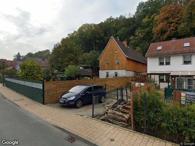 Zwangsversteigerung: Einfamilienhaus in Großheringen, Kaatschen-Weichau
