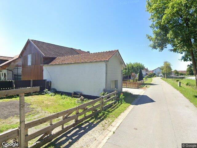 Zwangsversteigerung: Einfamilienhaus in Osterhofen