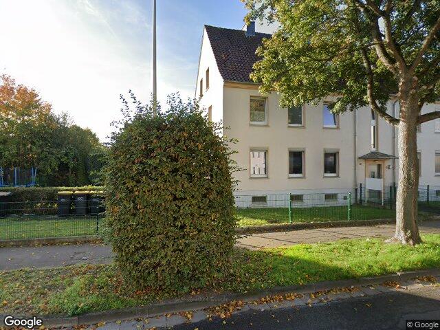 Zwangsversteigerung: Zweifamilienhaus mit Doppelgarage in Minden, Nordstadt