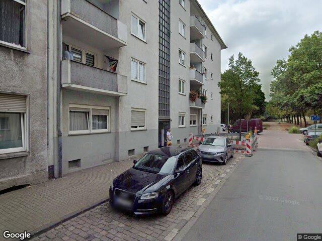 Zwangsversteigerung: Mehrfamilienhaus in Duisburg, Hochfeld