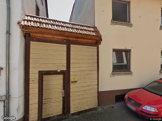 Zwangsversteigerung: Eigentumswohnung (ab 5 Zimmer) in Gau-Bickelheim