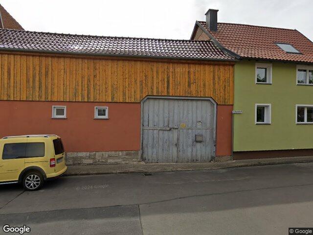 Zwangsversteigerung: Einfamilienhaus, Nebengebäude in Bad Langensalza