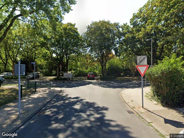 Zwangsversteigerung: Garage, Eigentumswohnung (3 bis 4 Zimmer) in Oberhausen