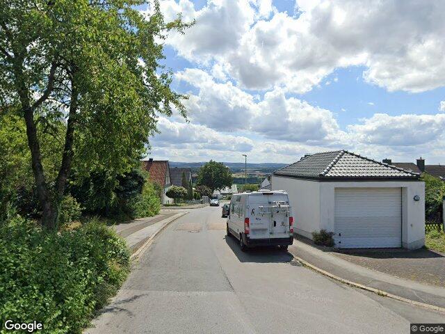 Zwangsversteigerung: Kfz-Stellplatz, Eigentumswohnung (1 bis 2 Zimmer) in Fröndenberg