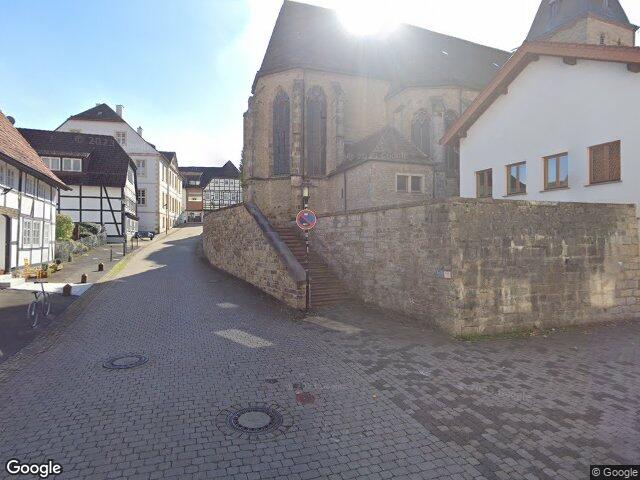Zwangsversteigerung: Mehrfamilienhaus in Nieheim