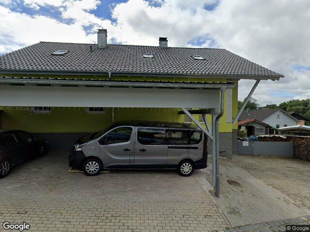 Zwangsversteigerung: Einfamilienhaus in Zwiesel