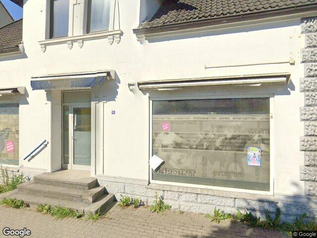 Zwangsversteigerung: Wohn-/Geschäftshaus in unbekanntem Ort