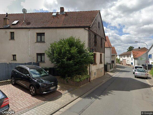 Zwangsversteigerung: Einfamilienhaus in Groß-Umstadt, Semd