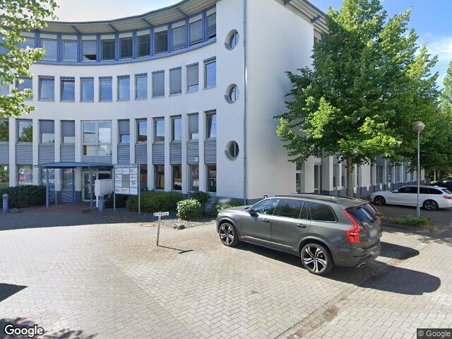 Zwangsversteigerung: unbebautes Grundstück, Wegefläche mit Kunstobjekt in Hannover