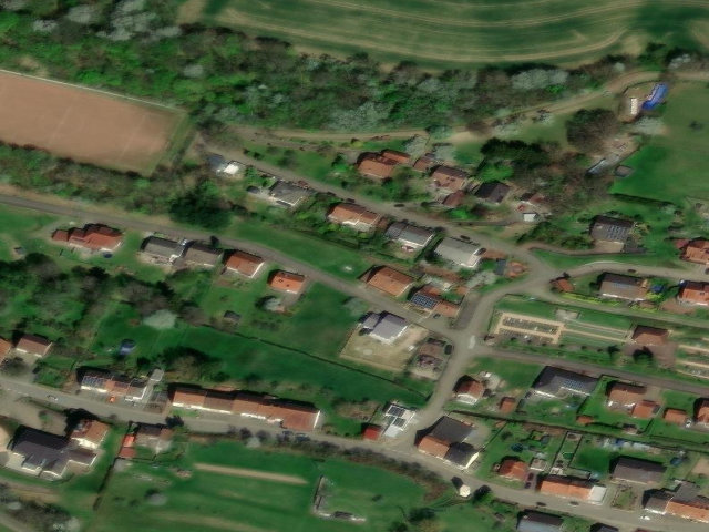 Zwangsversteigerung: land- und forstwirtschaftlich genutztes Grundstück in Langenbach
